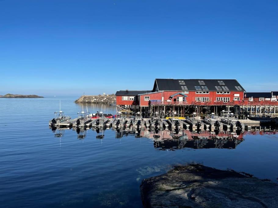 A, The Far End Of Lofoten, Top Apartment. Sorvagen Exterior photo