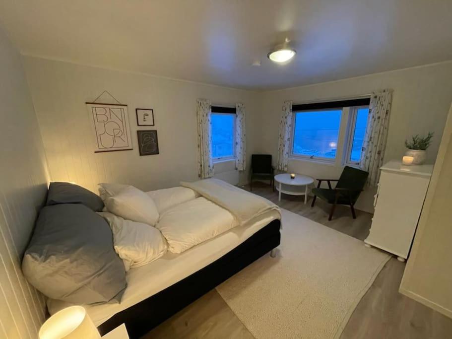 A, The Far End Of Lofoten, Top Apartment. Sorvagen Exterior photo
